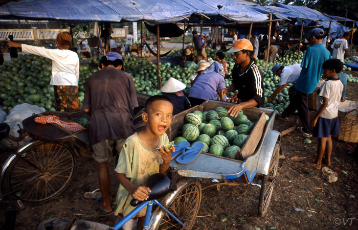73  meloenenmarkt in Kampot