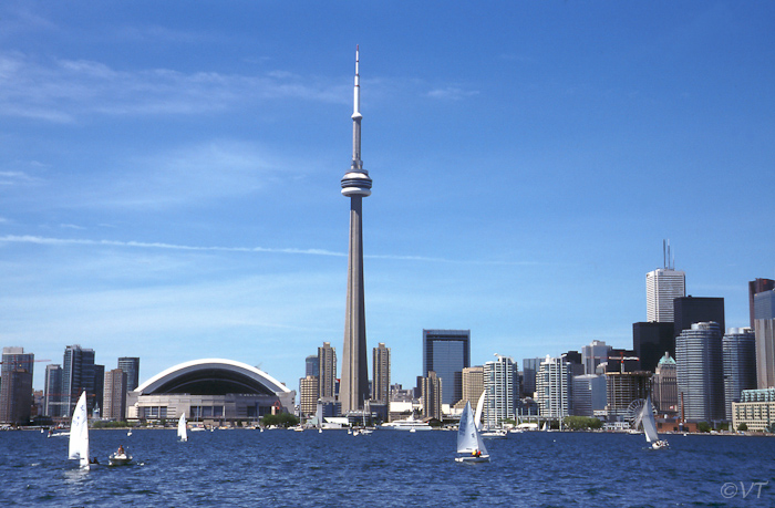 00  Toronto skyline met de CN-toren