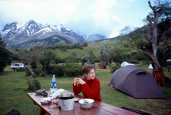 12  campemento Torres met de Torres del Paine in de achtergrond