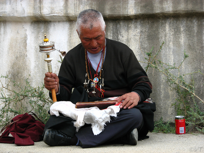 Gebedsmolen in het Samye klooster, Tibet