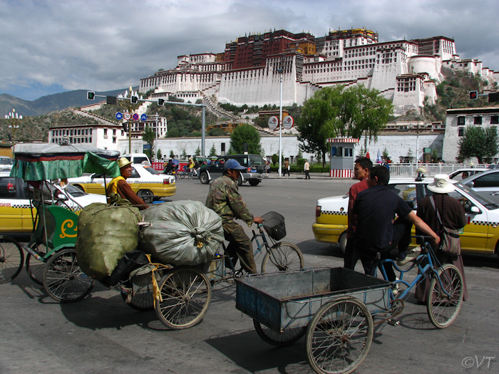 15 de Potala, het winterpaleis van de Dalai Lama in Lhasa