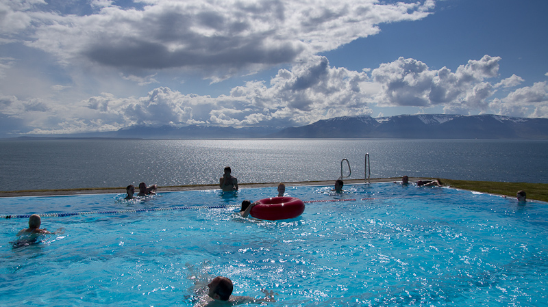 Hofsós, mooi gelegen zwembad met uitzicht op het Skagafjörður