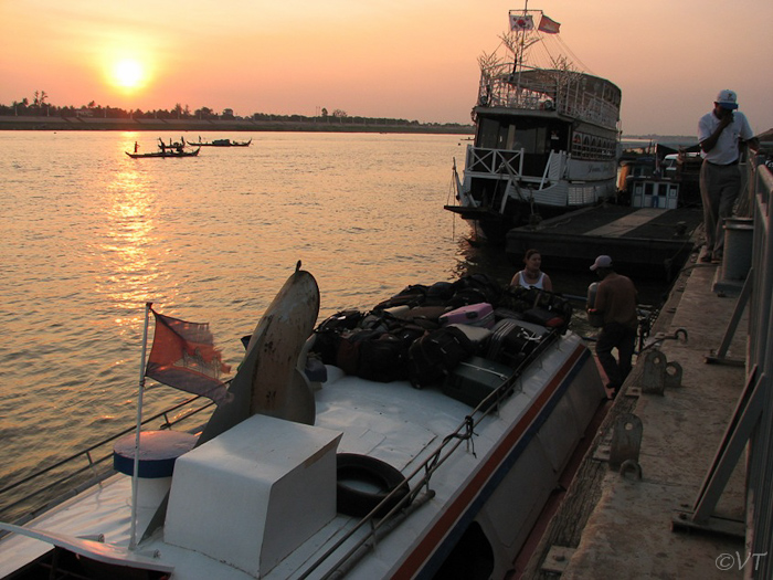 60  bagage aan boord in Phnom Penh