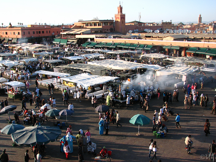001-Avondmarkt op het  Jemaa-El-Fna-plein in Marrakech