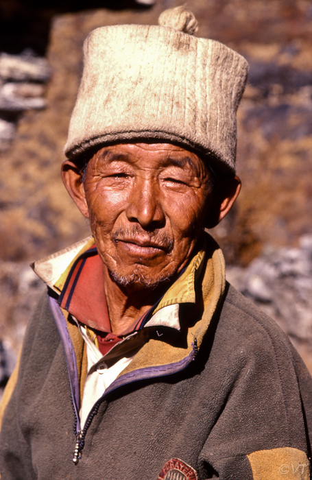 49  Nepalees in de Langtangvallei
