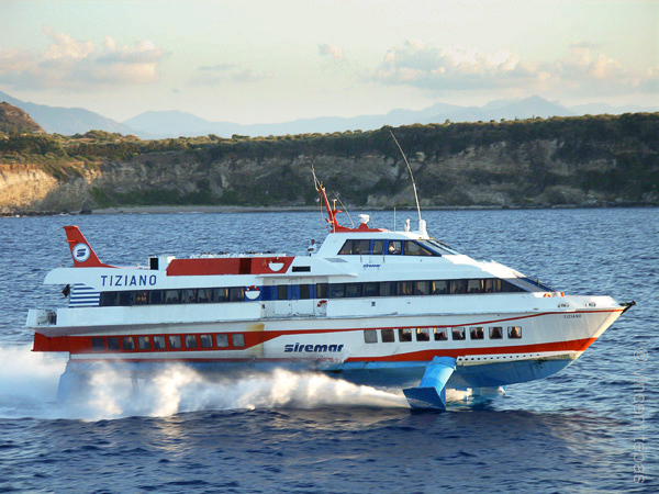 25 Boot naar Panarea-eiland