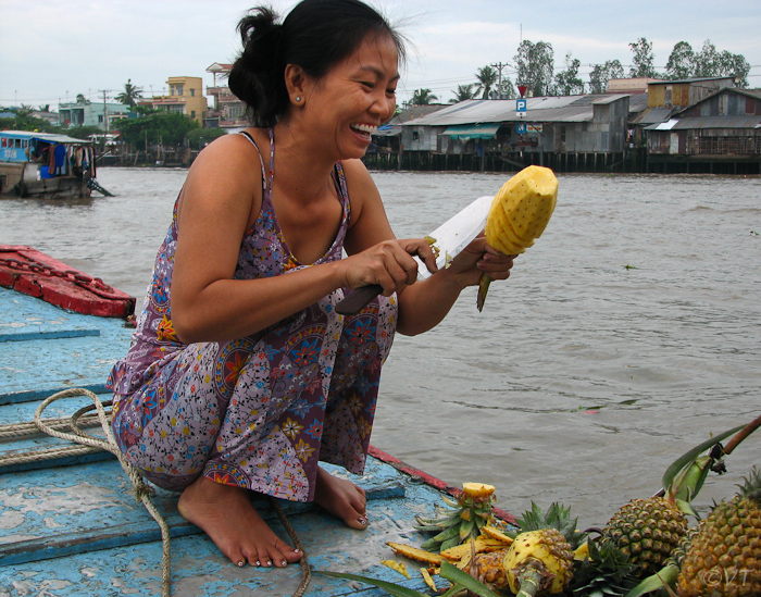 09  drijvende markt in de Mekong Delta