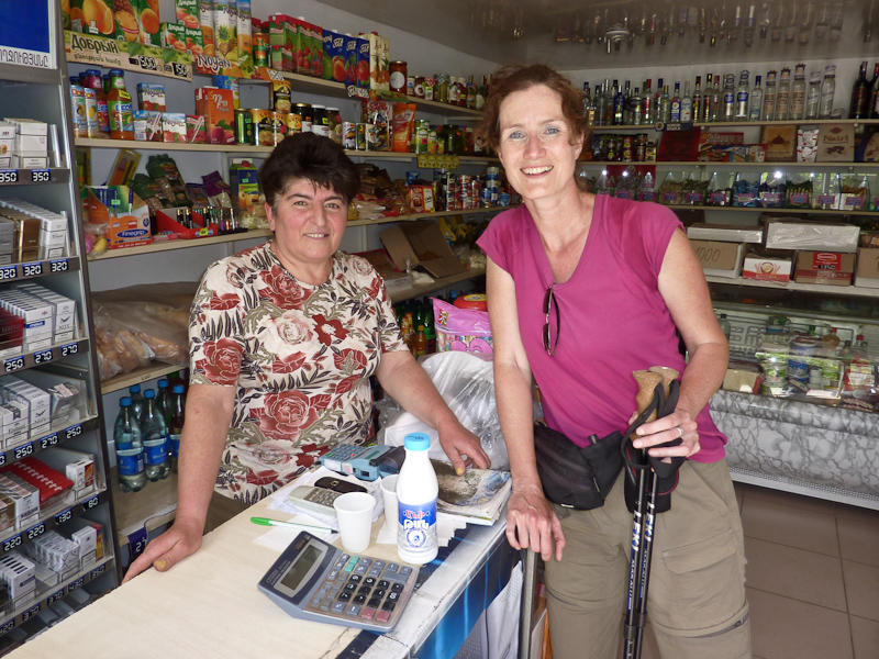 de enige winkel in Sanahin