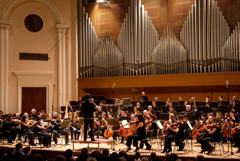 in het nationale operagebouw woonden we een klassiek concert bij