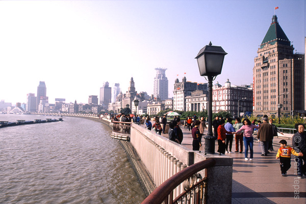 30 Shanghai De Bund