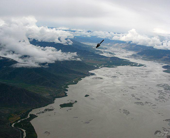 10 het Gongkar airport bij Lhasa