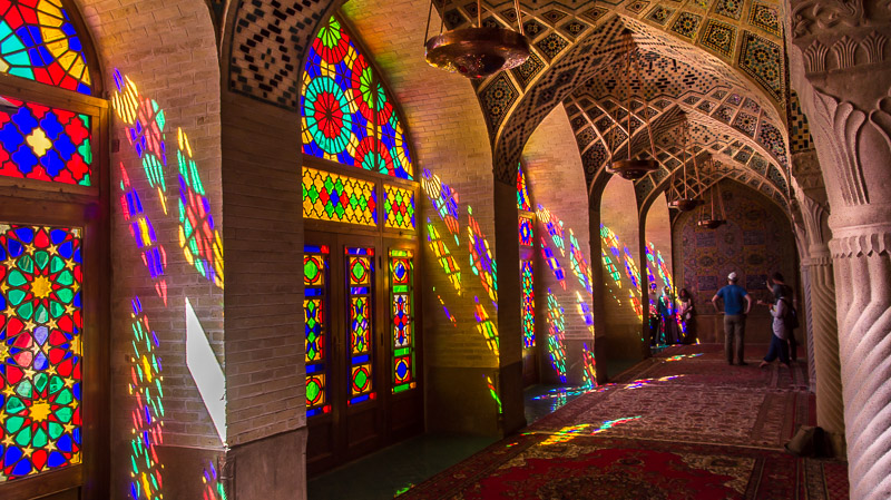 Shiraz, voorhal Nasir al-Molk moskee