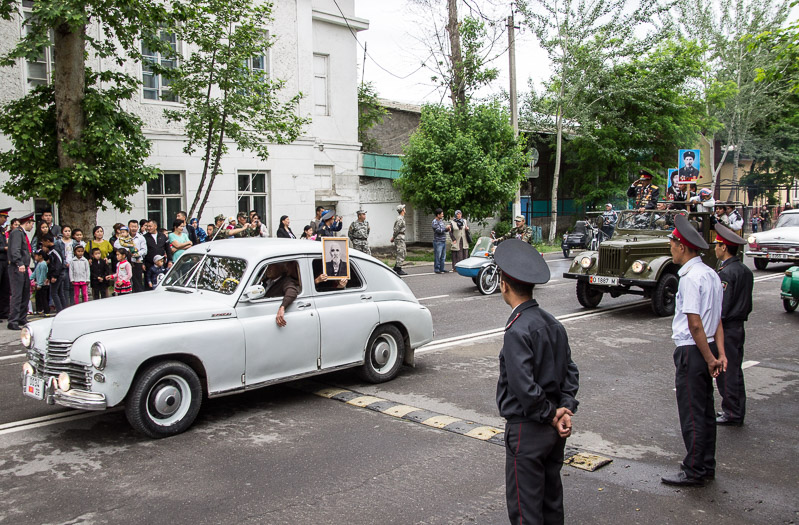 9 mei, bevrijdingsdag in Osh