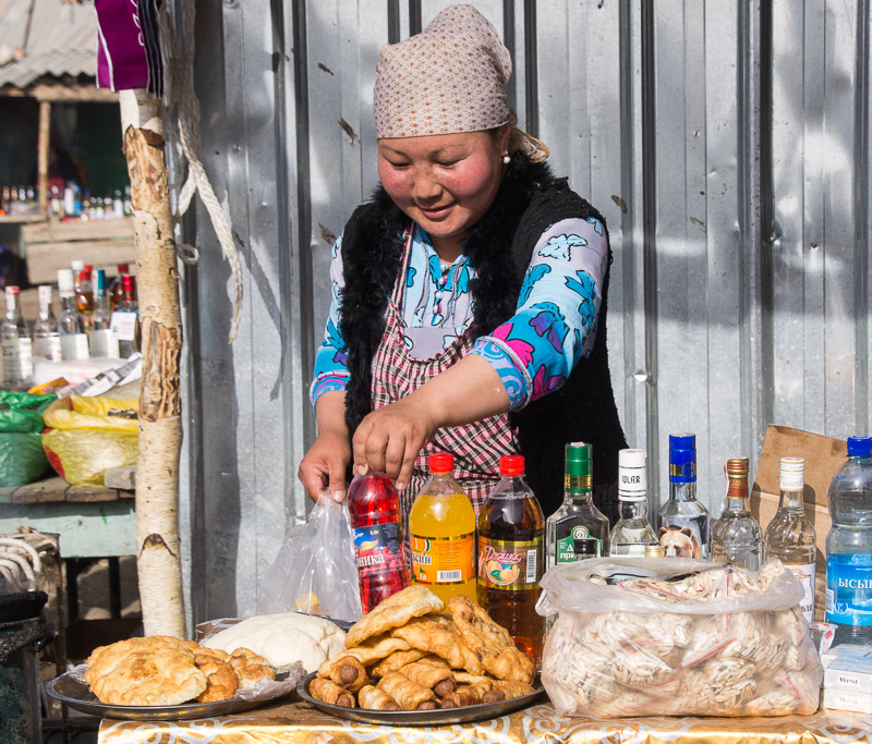 uiteraard willen de marktkooplui ook eten