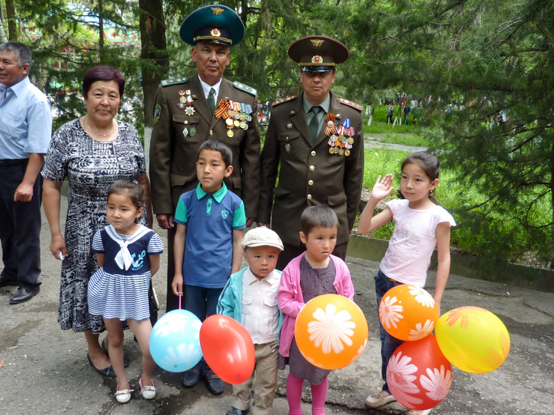 9 mei, bevrijdingsdag in Osh - 8