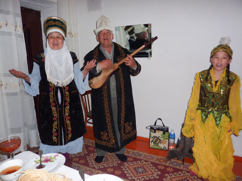 het diner was inclusief een traditionele dans met muziek