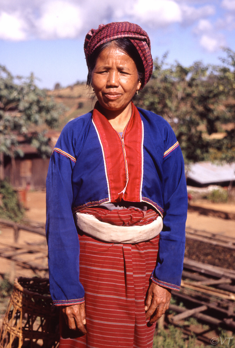 25-Kalaw, traditionele kleding