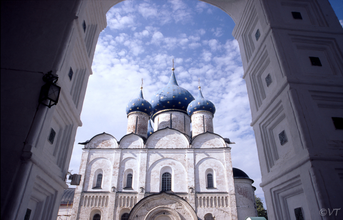 17 het Kremlin in Suzdal