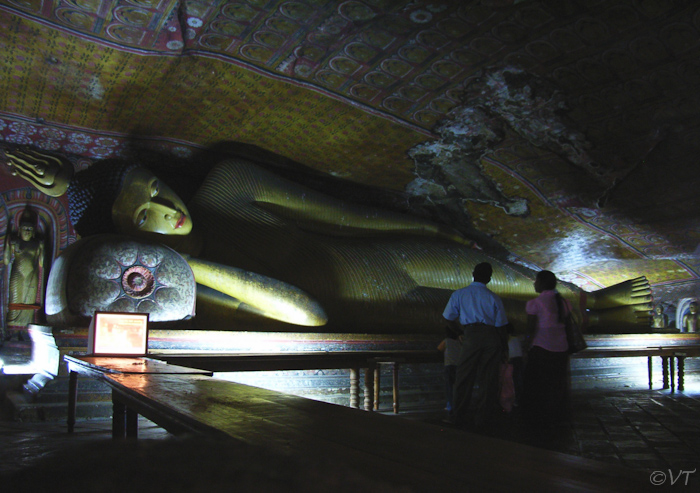 30 binnen in een van de grotten